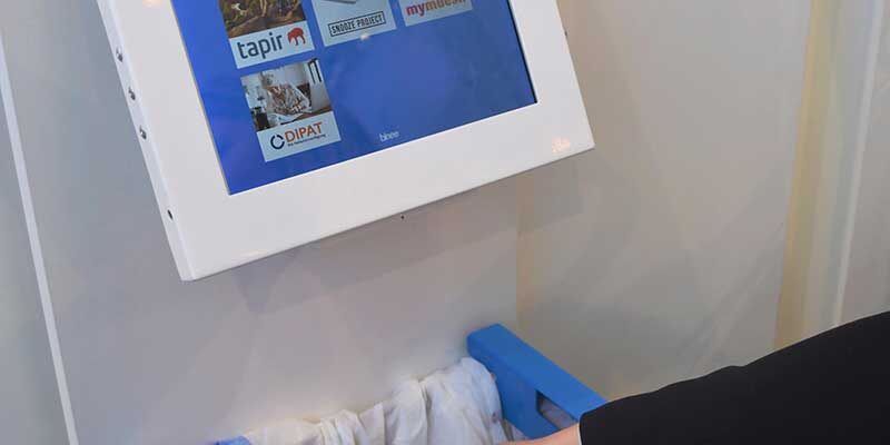 Rückgabe ausgedienter Kleinelektrogeräte an der e-binee (Foto: binee)