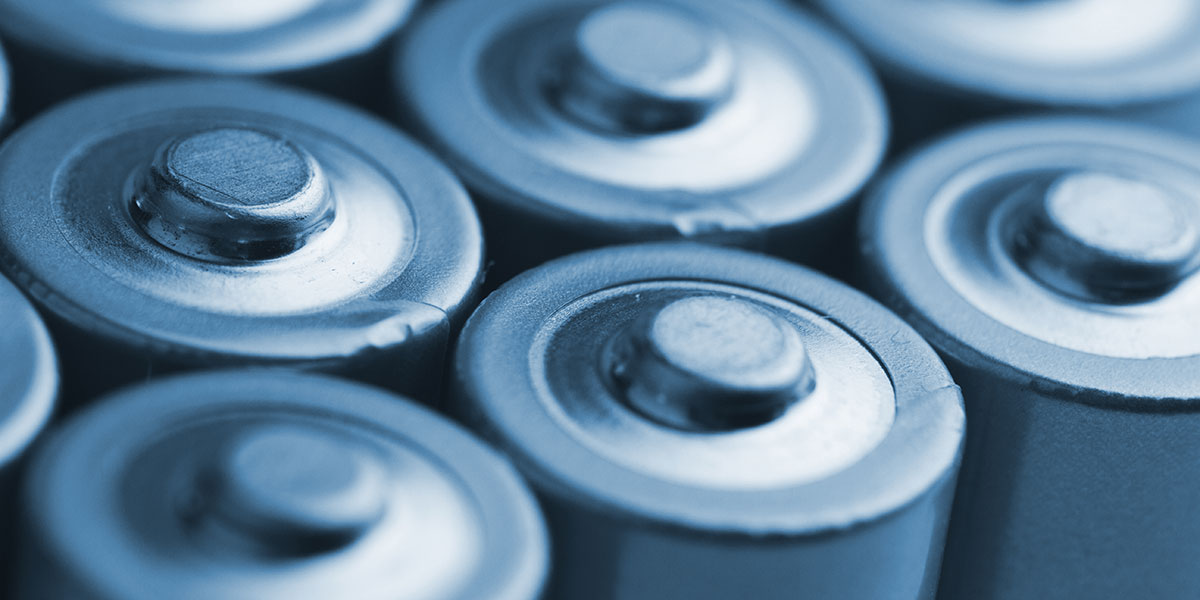 Ohne konsequente Sammlung gehen zu viele Rohstoffe verloren. (Foto: flyparade (iStock))