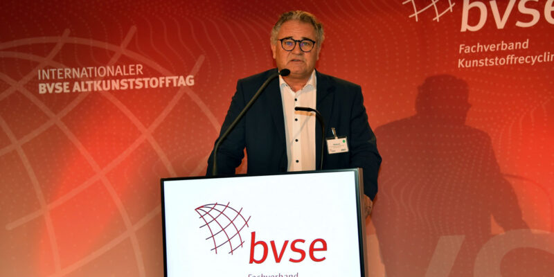 Referierte über Kunststoffrecycling: Eric Rehbock, Hauptgeschäftsführer bvse-Bundesverband Sekundärrohstoffe und Entsorgung e.V. (Foto: bvse)