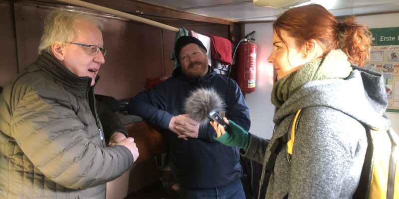 An Bord des Entsorgerschiffes