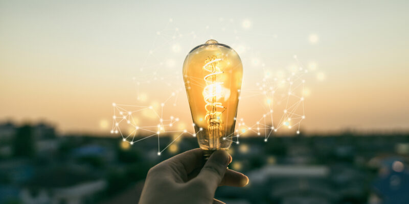 Für eine stabile Energieversorgung spielt die energetische Abfallverwertung eine wesentliche Rolle (Foto: sommart (iStock))