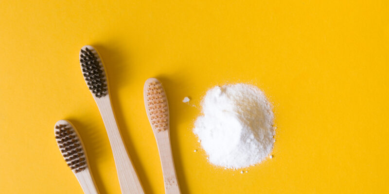 Zahnpasta kann den Weißmacher Titandioxid enthalten (Foto: Natalia Kopyltsova (iStock))