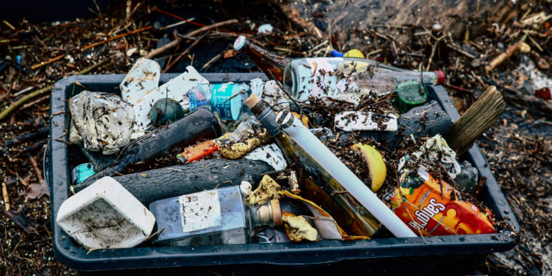 Unter dem Abfällen finden sich auch Sonderabfälle wie Leuchtstoffröhren