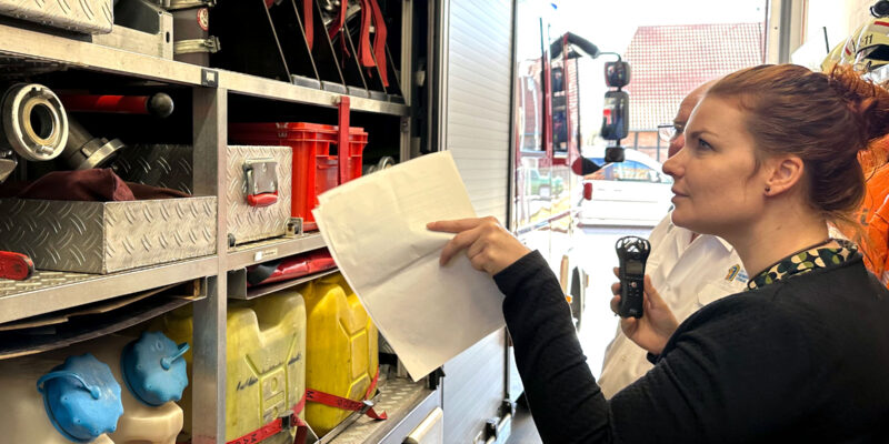 Geöffnetes Feuerwehrfahrzeug